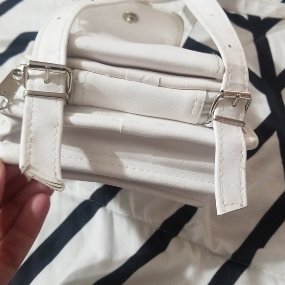 Backpack - Picture 6 of 6